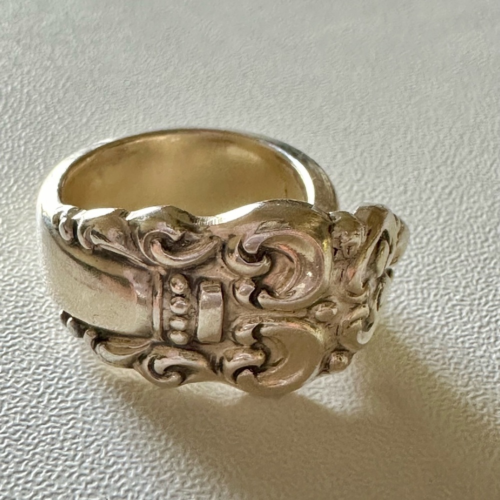 Vintage Oneida Community sterling silver Spoon Ring Size 7 Floral Flatware